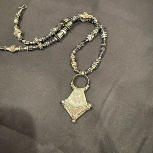 Tuareg Silver and Agate Tanfouk Necklace, Moroccan Berber Necklace Tribal